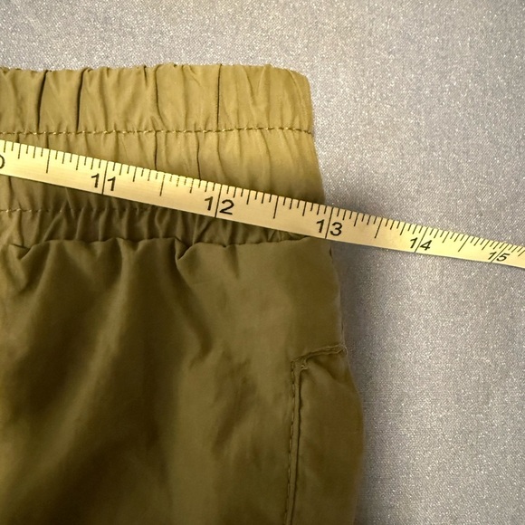 Wilo Gray Sweatpants with Elastic Waistband and Ruched Legs - Picture 8 of 9